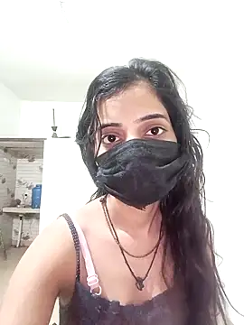 Snapshot of Hot_komall chatting on February 23, 4:10 am Hot komall online show from February 23, 4:10 am