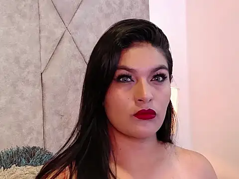 Snapshot of LannyShell chatting on December 18, 6:14 pm LannyShell online show from December 18, 6:14 pm