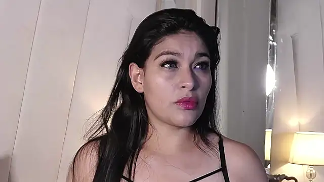 Snapshot of LannyShell chatting on January 6, 5:27 pm LannyShell online show from January 6, 5:27 pm