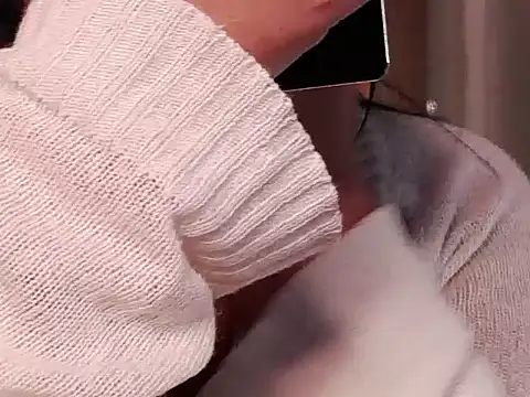 Snapshot of LannyShell chatting on January 18, 5:06 pm LannyShell online show from January 18, 5:06 pm