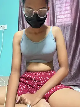 leenaboyxh online show from December 4, 8:34 am