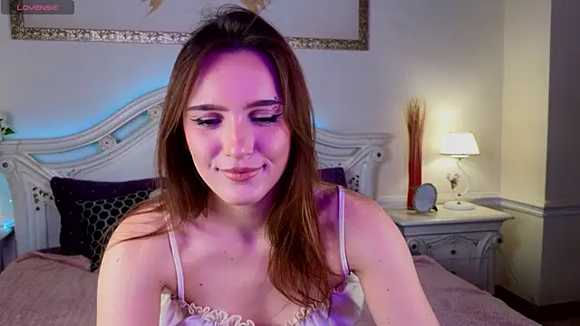 SofiBelucci online show from November 7, 1:22 pm