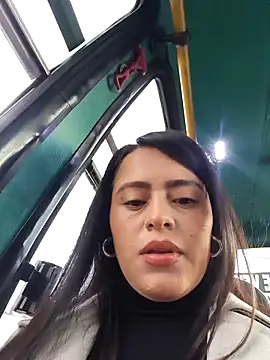 Snapshot of ALEJA__22 chatting on February 2, 12:04 pm ALEJA 22 online show from February 2, 12:04 pm