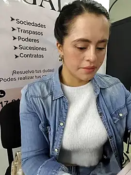 Snapshot of ALEJA__22 chatting on February 5, 1:38 pm ALEJA 22 online show from February 5, 1:38 pm