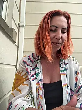 pervimilf online show from April 17, 10:18 am