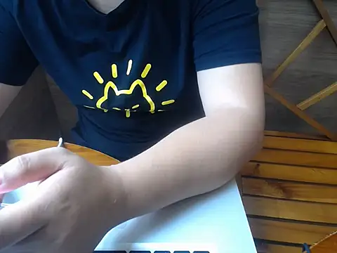 Snapshot of Yoo_Me chatting on November 11, 6:46 am Yoo Me online show from November 11, 6:46 am