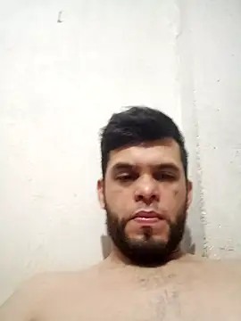 Snapshot of James21990 chatting on November 8, 5:51 am James21990 online show from November 8, 5:51 am