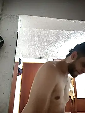 Snapshot of James21990 chatting on November 27, 9:00 am James21990 online show from November 27, 9:00 am