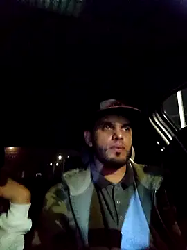 Snapshot of James21990 chatting on November 30, 9:35 am James21990 online show from November 30, 9:35 am