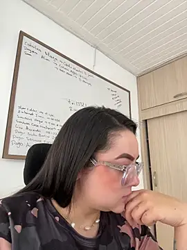 cleo wale  online show from November 25, 4:40 pm