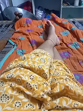 Snapshot of Rathi_telugu_couple chatting on August 1, 12:54 am Rathi telugu couple online show from August 1, 12:54 am