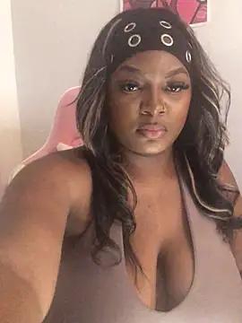 Fxncymuse online show from March 6, 2:13 pm