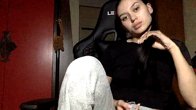 Snapshot of StarSecret chatting on November 9, 4:27 pm StarSecret online show from November 9, 4:27 pm