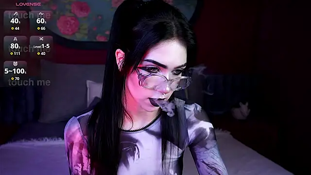 Snapshot of FetishForCassie chatting on February 11, 12:26 am FetishForCassie online show from February 11, 12:26 am