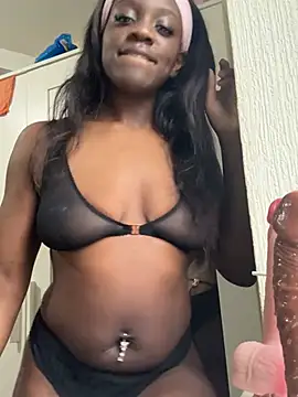 Snapshot of bry8661 chatting on February 2, 10:36 am bry8661 online show from February 2, 10:36 am