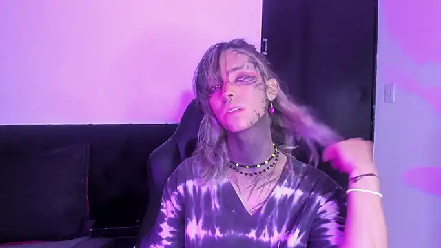 luxiel  online show from November 15, 10:48 pm