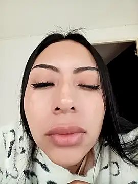 Scarlett Greys online show from November 14, 5:00 pm