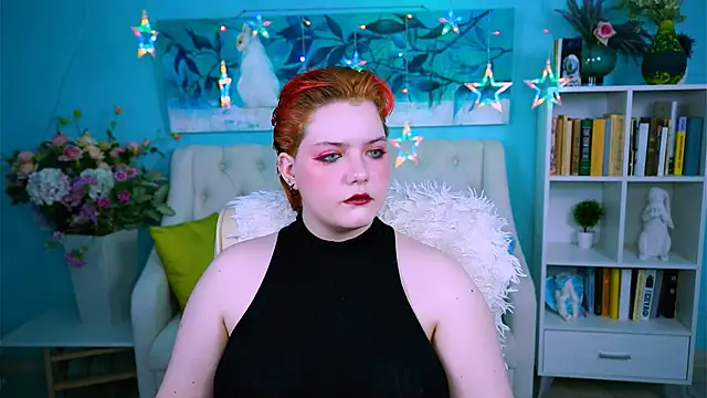 Snapshot of VettaAdams chatting on November 13, 8:02 am VettaAdams online show from November 13, 8:02 am