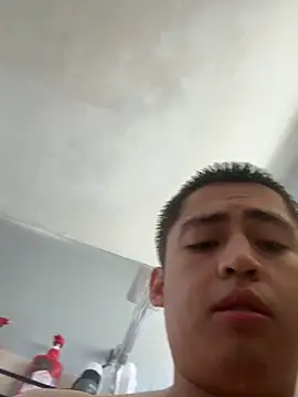 Snapshot of juiceloof chatting on November 11, 9:37 pm juiceloof online show from November 11, 9:37 pm