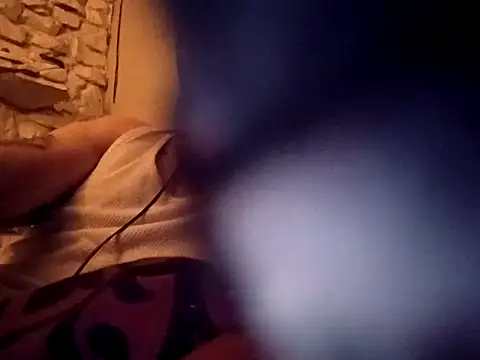 Snapshot of White_chocolate69 chatting on November 23, 8:25 am White chocolate69 online show from November 23, 8:25 am