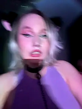 CrystaLuna69 online show from November 30, 1:31 am