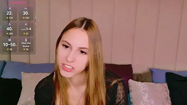 Snapshot of AriaBe11 chatting on November 15, 6:22 am AriaBe11 online show from November 15, 6:22 am