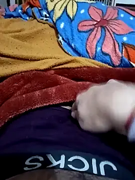 xoxo7-6 online show from November 29, 6:55 pm