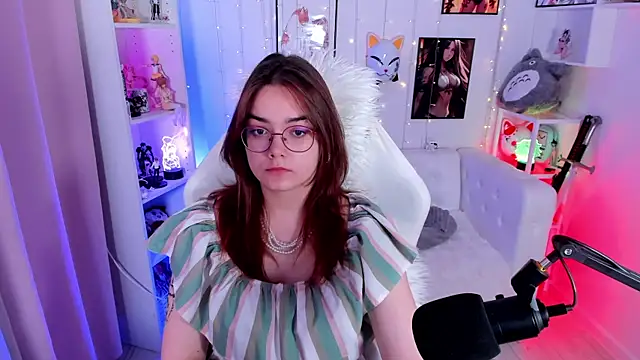 Lily  Evans online show from November 23, 4:12 am