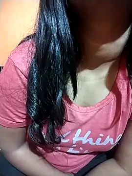 Sexy Divya   online show from February 25, 10:52 pm