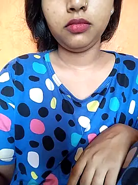 Snapshot of Sexy_Divya__ chatting on June 18, 1:39 am Sexy Divya online show from June 18, 1:39 am