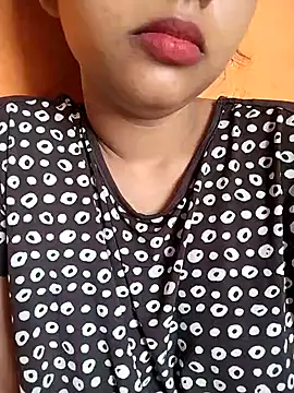 Snapshot of Sexy_Divya__ chatting on June 20, 1:52 am Sexy Divya online show from June 20, 1:52 am