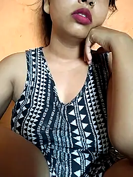 Snapshot of Sexy_Divya__ chatting on June 27, 1:21 am Sexy Divya online show from June 27, 1:21 am