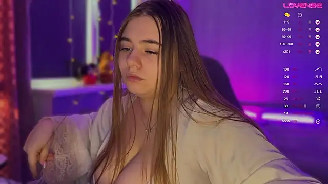 AmeliaMiles online show from February 26, 7:40 am