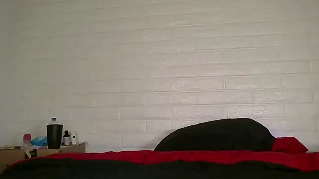 nikkibae33 online show from March 15, 9:54 pm