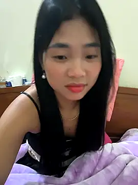 Lynly k2 online show from March 4, 2:45 pm