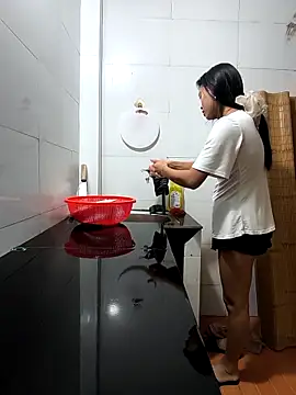 Lynly k2 online show from March 22, 12:52 pm