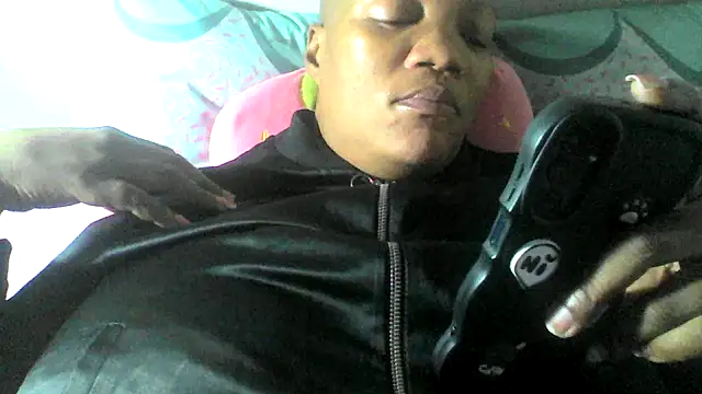 DustyLucy02 online show from May 12, 7:27 am