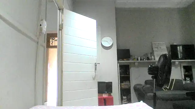 DustyLucy02 online show from May 13, 8:12 am