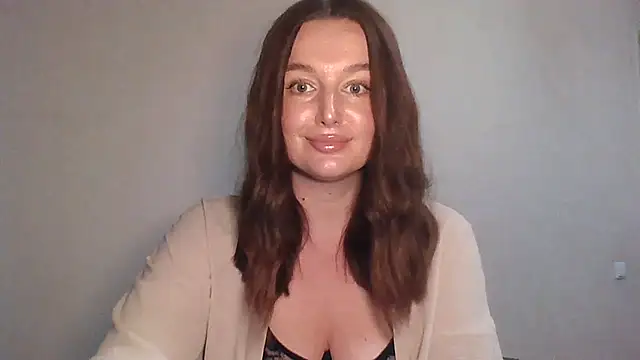 Snapshot of LilianaSwetx chatting on July 8, 8:24 pm LilianaSwetx online show from July 8, 8:24 pm