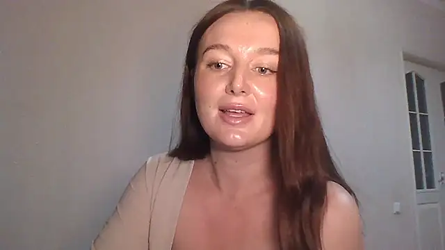Snapshot of LilianaSwetx chatting on July 9, 8:24 pm LilianaSwetx online show from July 9, 8:24 pm