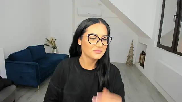 AnyaEvy online show from November 13, 4:33 am