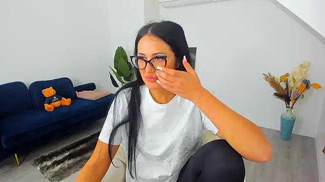 AnyaEvy online show from March 12, 5:13 am