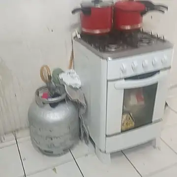  - - -sthefany online show from November 14, 11:42 am