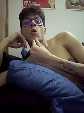 Mateeo G online show from November 13, 2:43 am