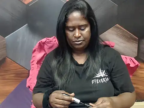 IndianDeluxe online show from November 8, 5:01 pm