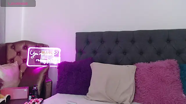 maripa0  69 online show from April 13, 10:48 pm