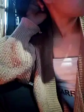 Yumiik2kk online show from November 16, 11:21 pm