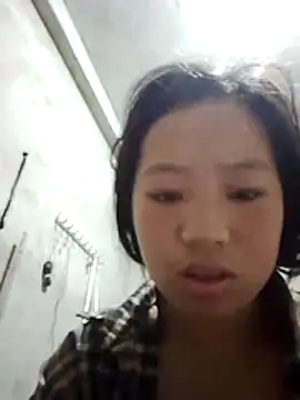 Yumiik2kk online show from December 3, 9:02 pm