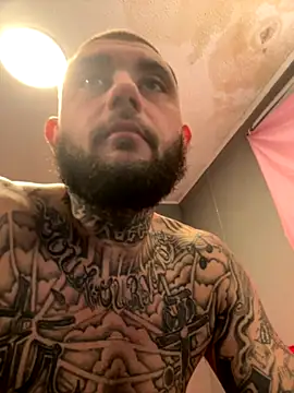 trickydickydaddy online show from December 3, 10:46 am