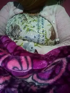 aaruna hot83 online show from January 8, 10:56 pm